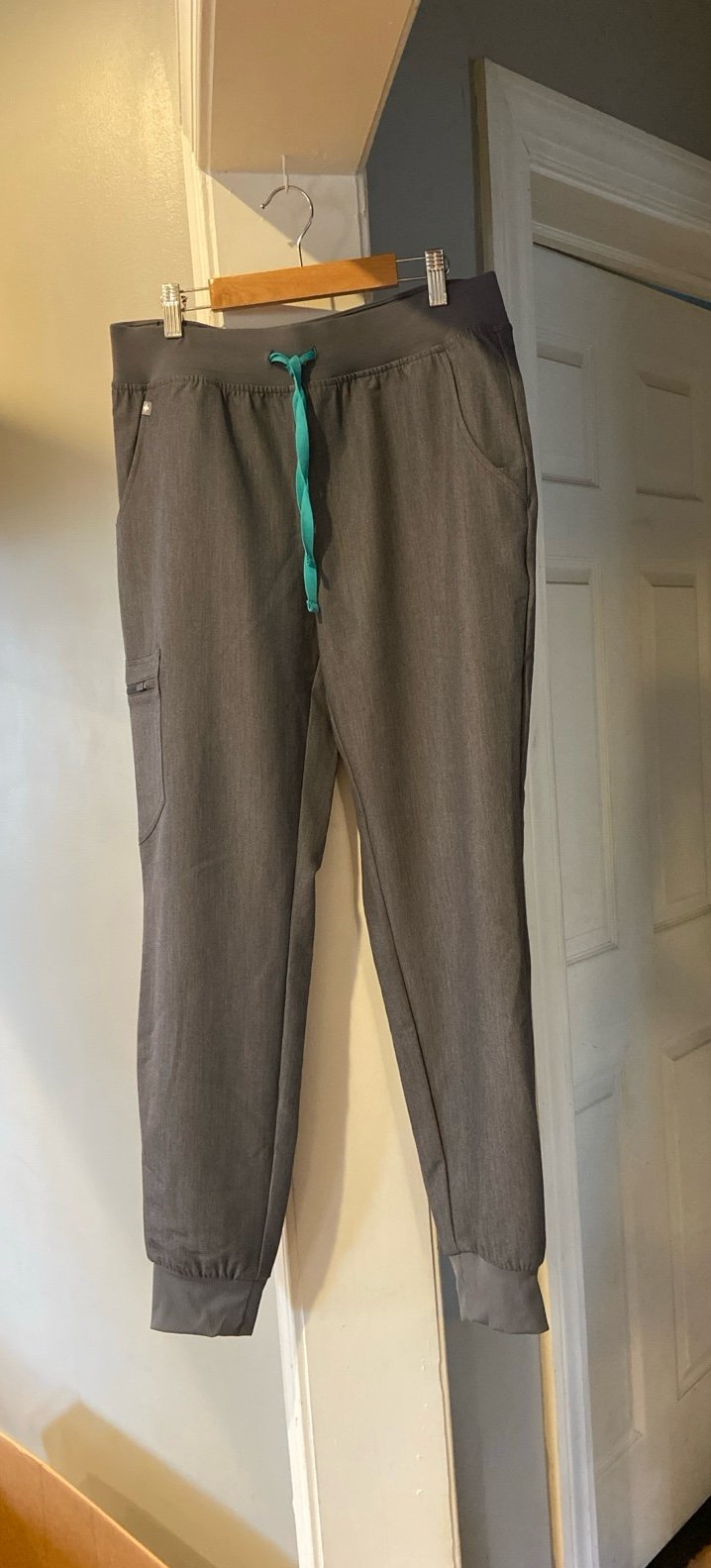Figs pant scrubs