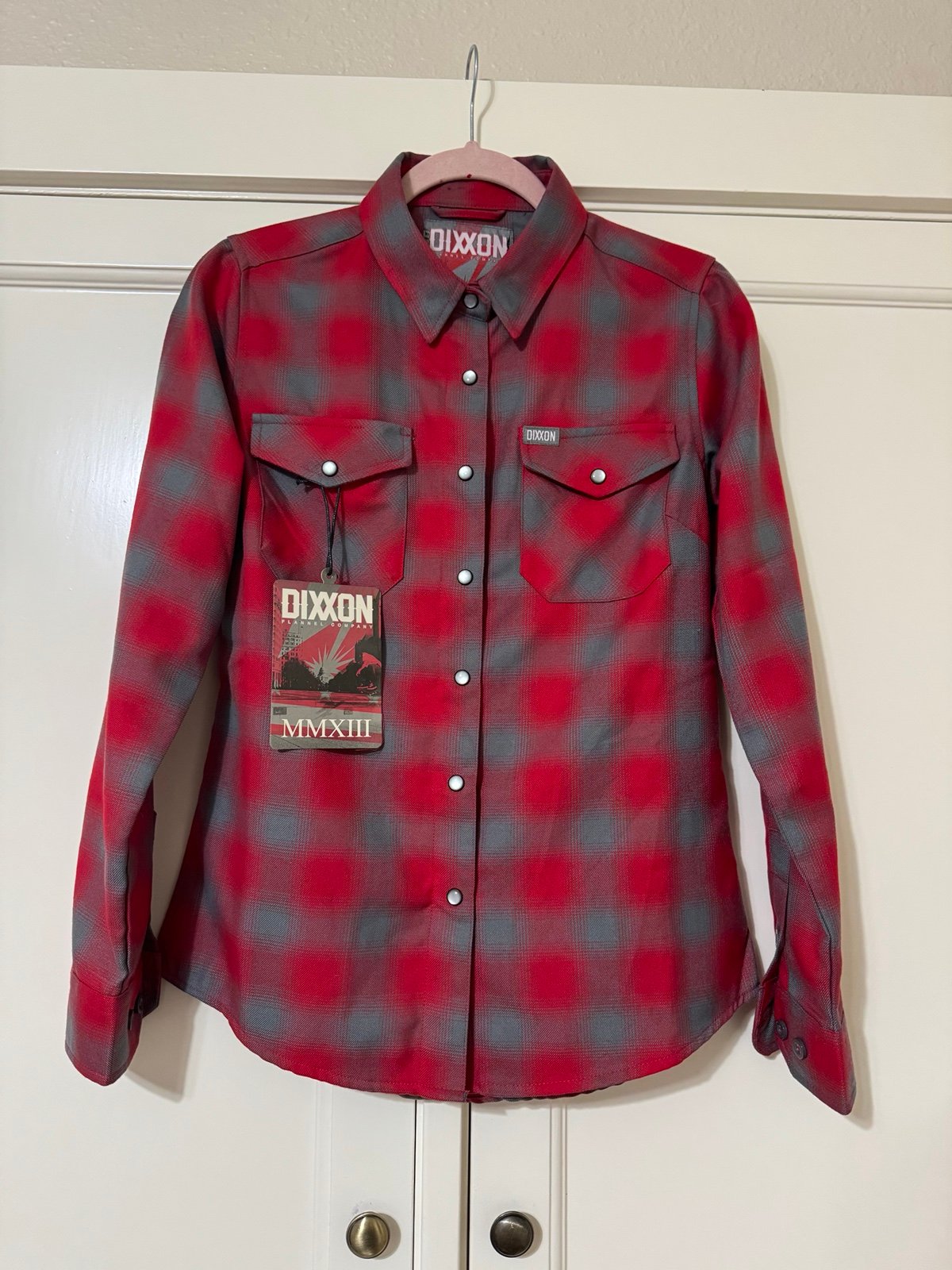 Dixxon flannel small New with tags
