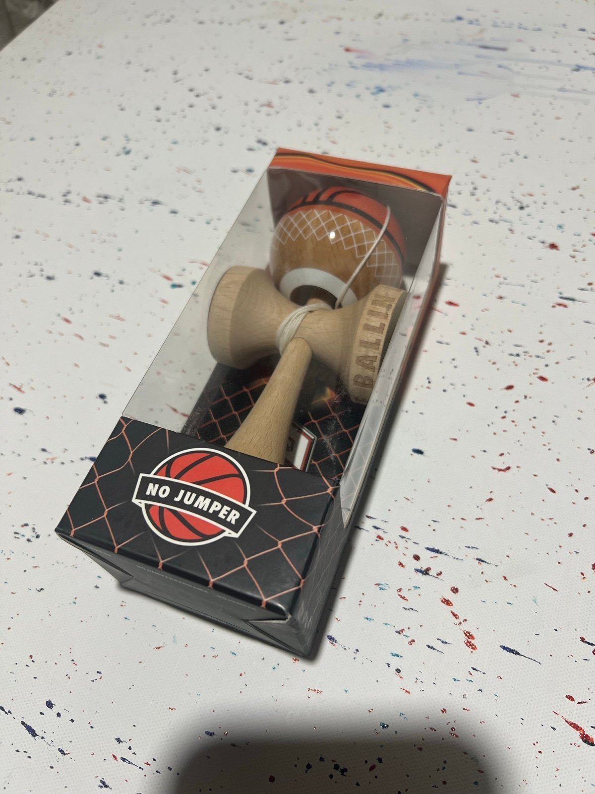 No jumper kendama