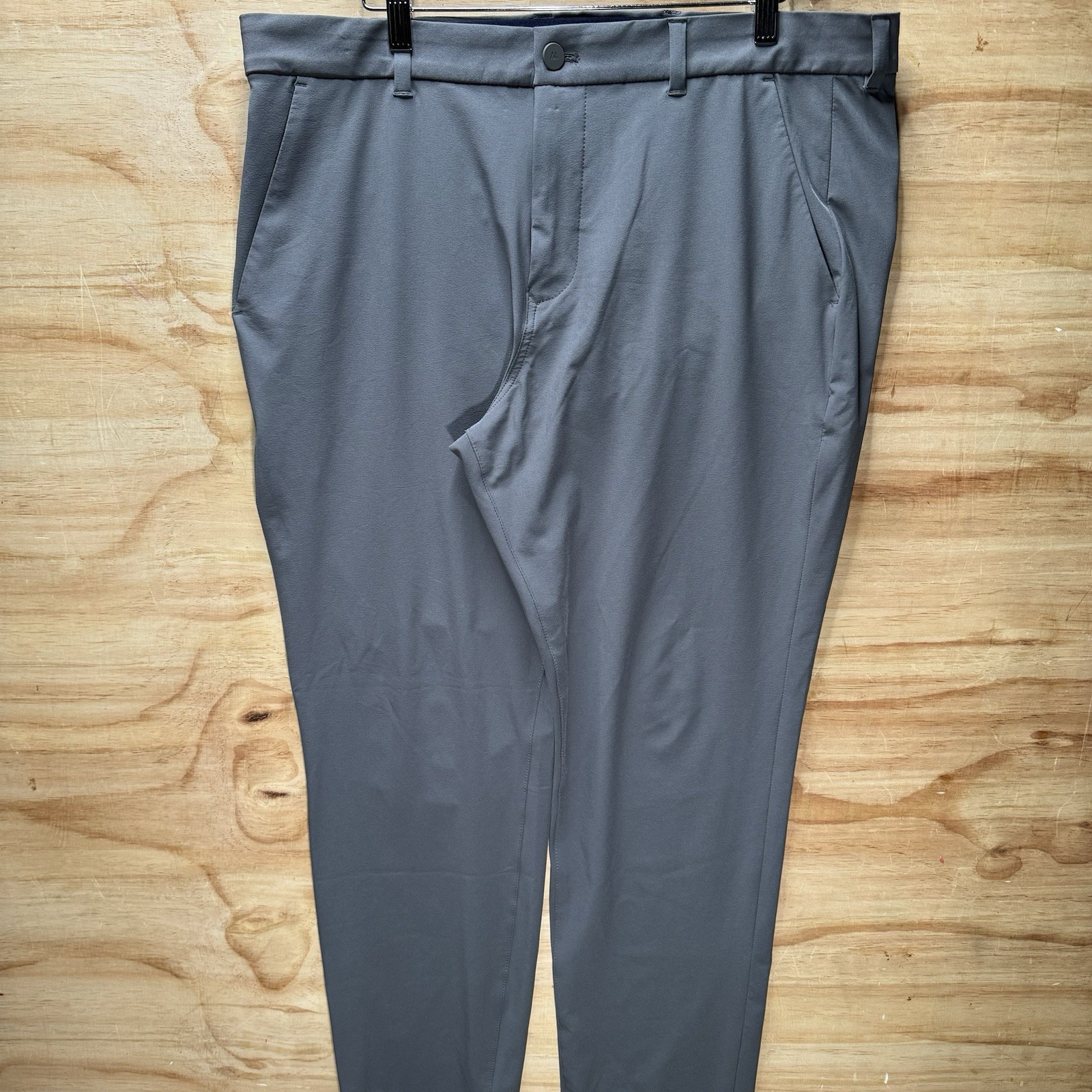 Mizzen Main Mens Helmsman Slim Joggers Performance Golf Pant Grey Size 38x30