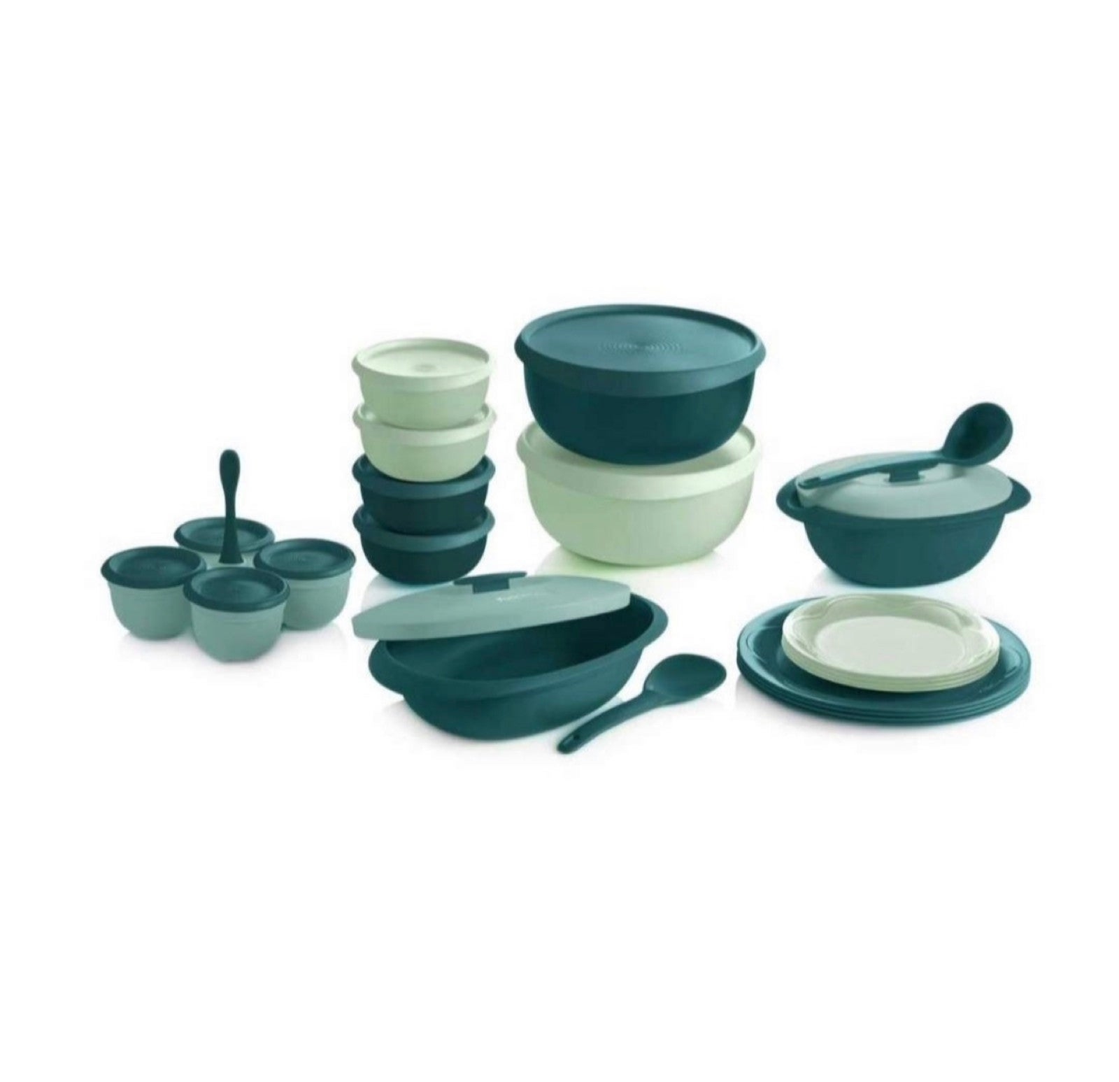 New! Tupperware 17 Piece Serving Set !