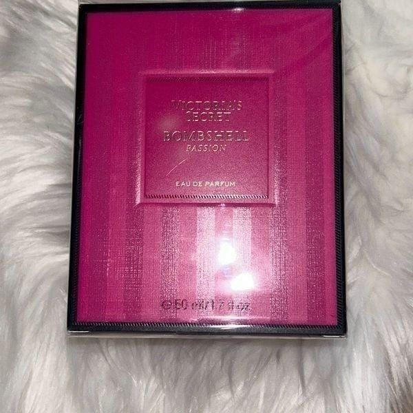VICTORIA'S SECRET BOMBSHELL PASSION PERFUME EAU DE PARFUM 1.7 oz 50 ml