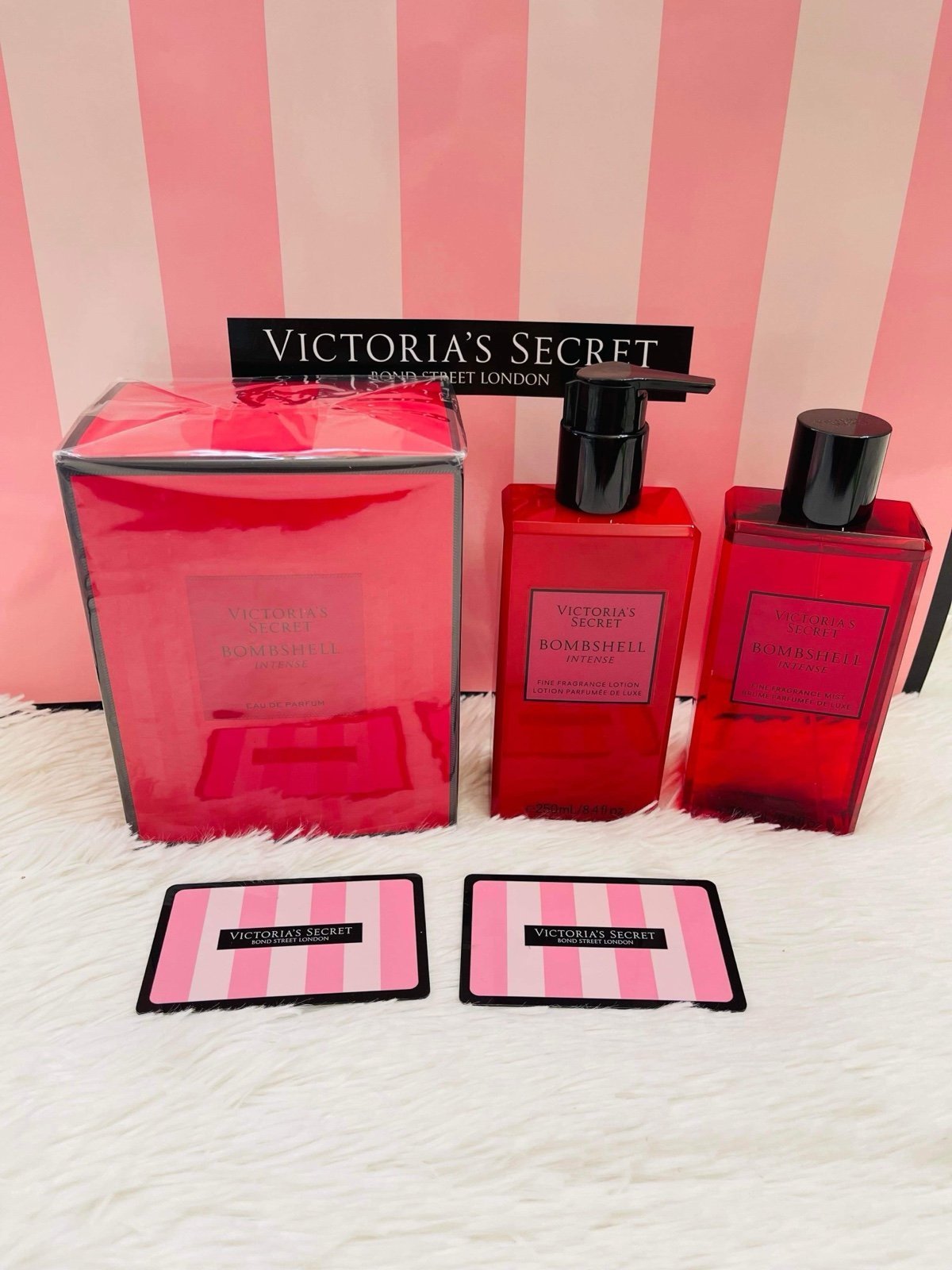 Victoria’s Secret Bombshell Intense Set