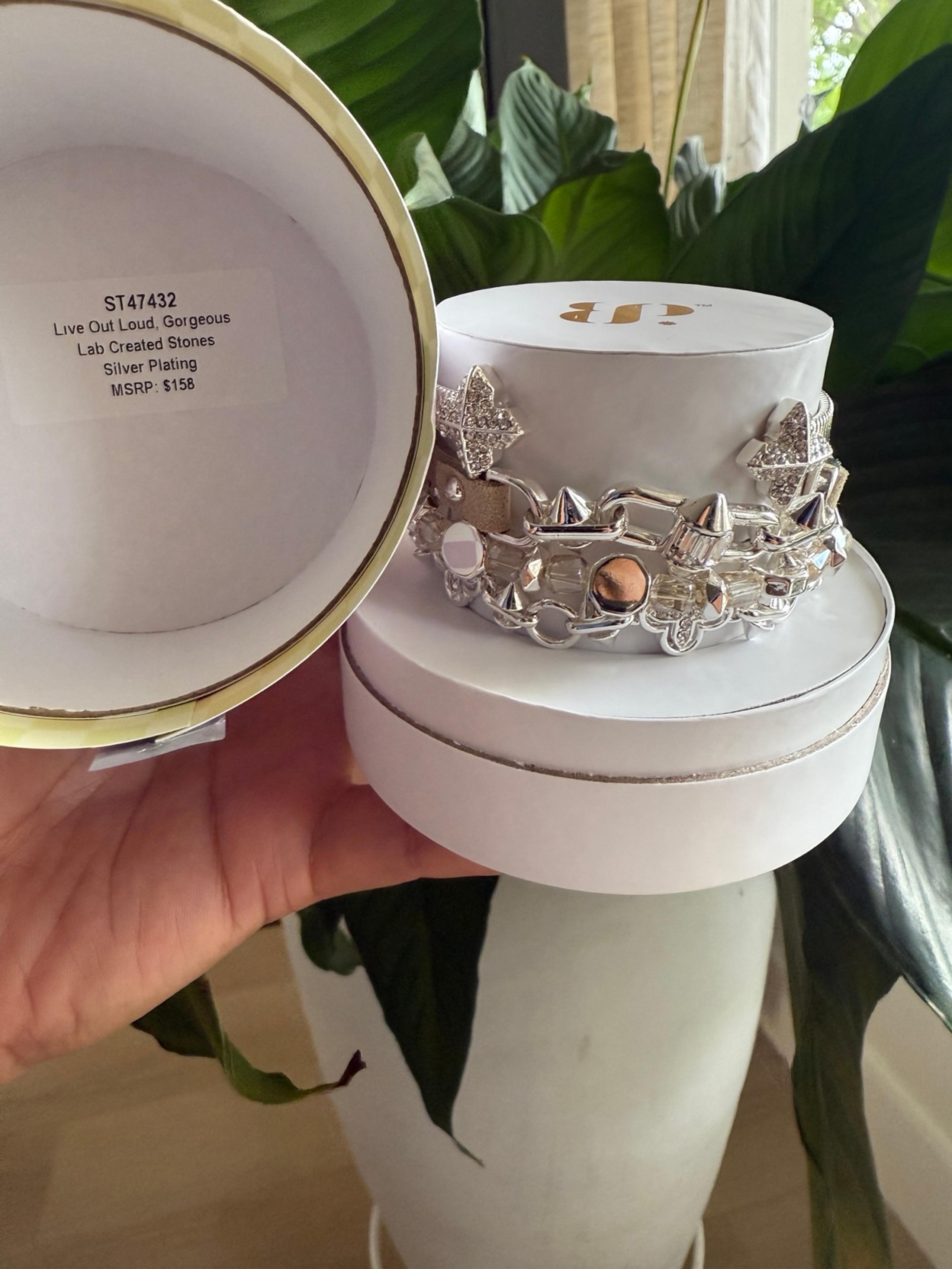 Live Out Loud Gorgeous Summer Stack 2025 Bomb Party