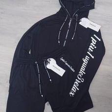 Brand new XL size セットアップ (set of top and bottom) Uno Piú Uno Uguale Tre Relax.