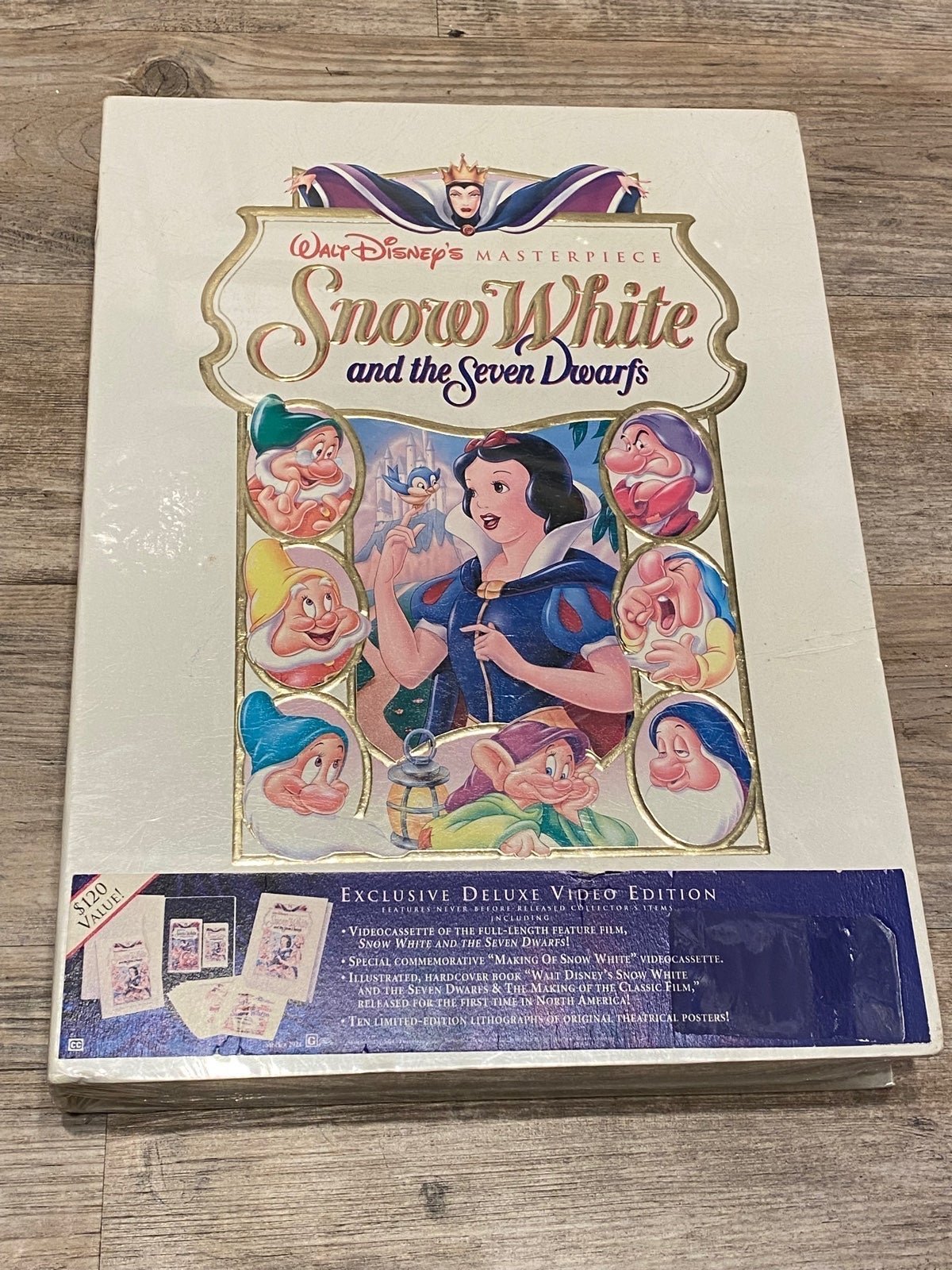 Disney, Snow White & The Seven Dwarfs, New VHS Deluxe Collectible Box Set