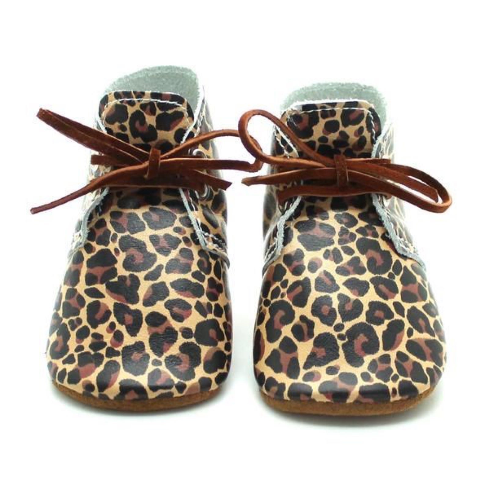 Mon Petit Leopard Cheetah Print Soft Sole Oxford size 6 baby toddler