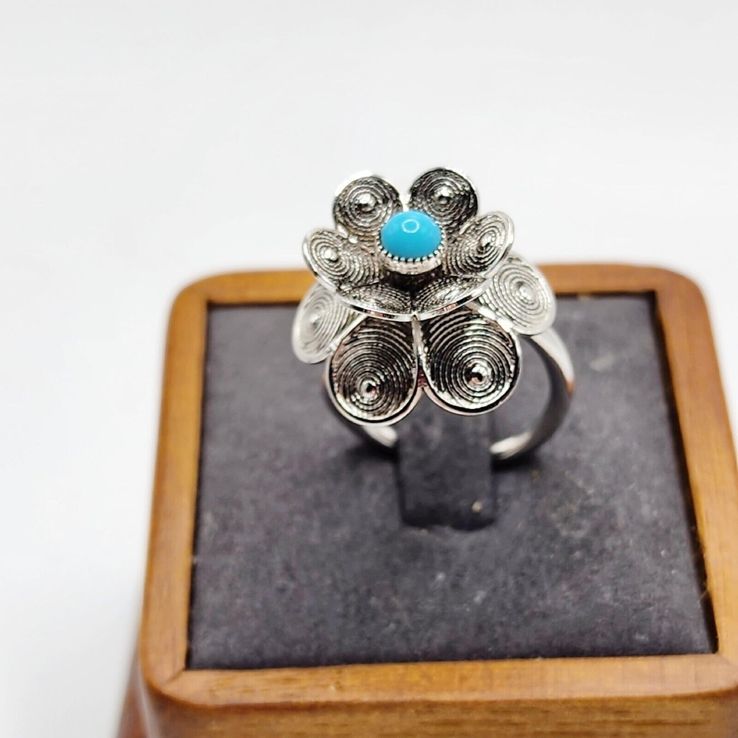 Vintage Sarah Coventry Ring Faux Turquoise Silver Tone Flower Adjustable SZ 7