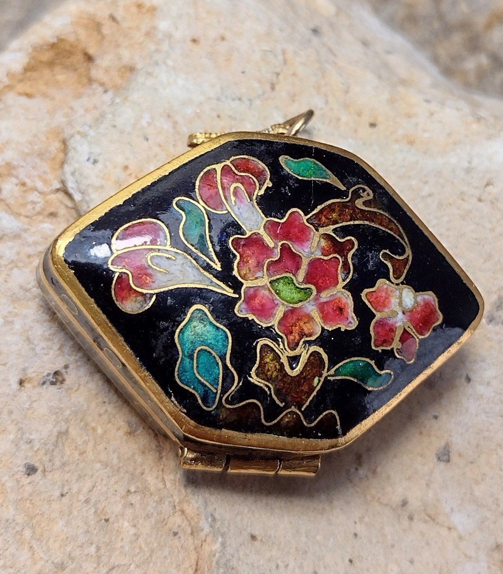 Vintage 1930s Chinese Export Cloisonné Pill Box Pendant with Colourful Floral