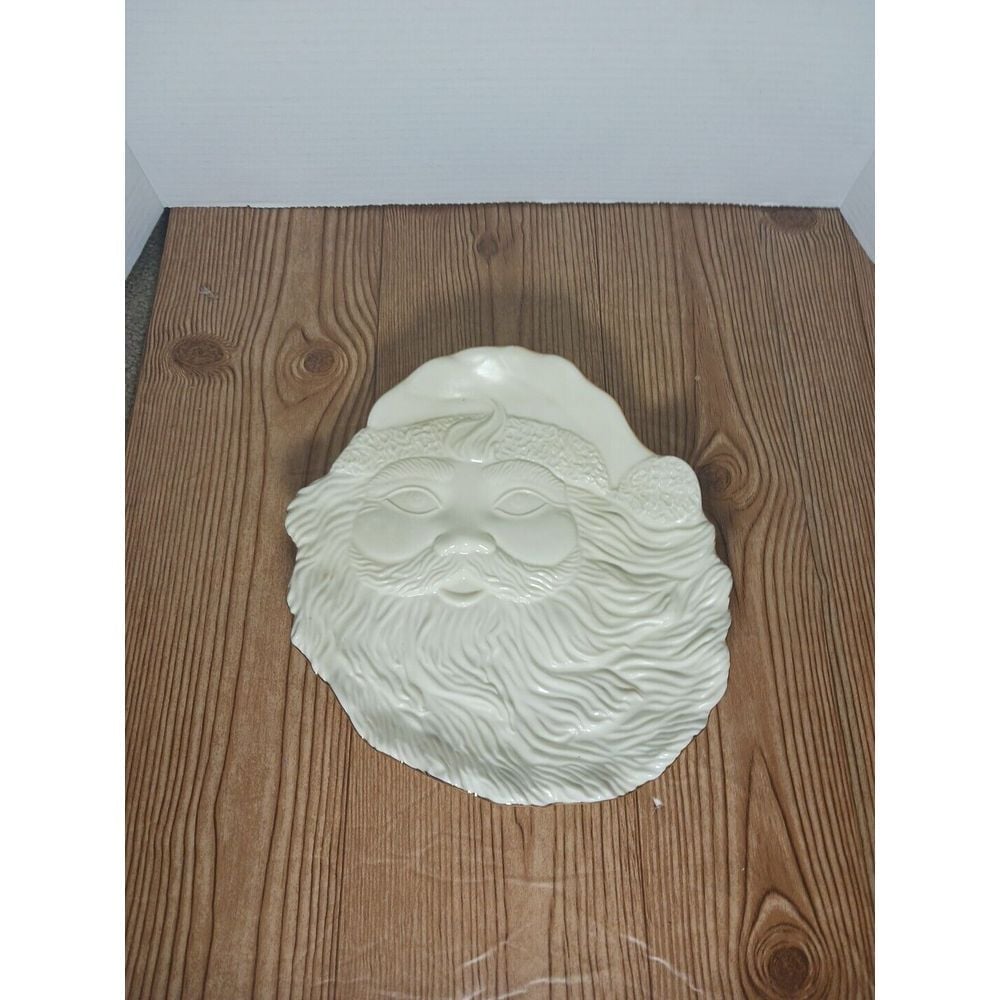 Mikasa Santa's Cookie Plate White Fine Porcelain & Gold Trim Holiday Elegance