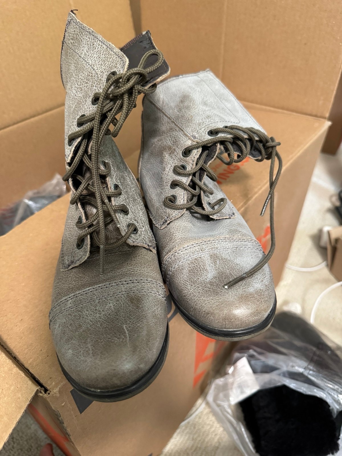 Steve Madden calf boots or combat boots size 7.5 with lace shoes laces and back