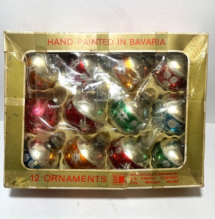Box of Twelve Vintage Glass Christmas Ornaments - Kresge (144)