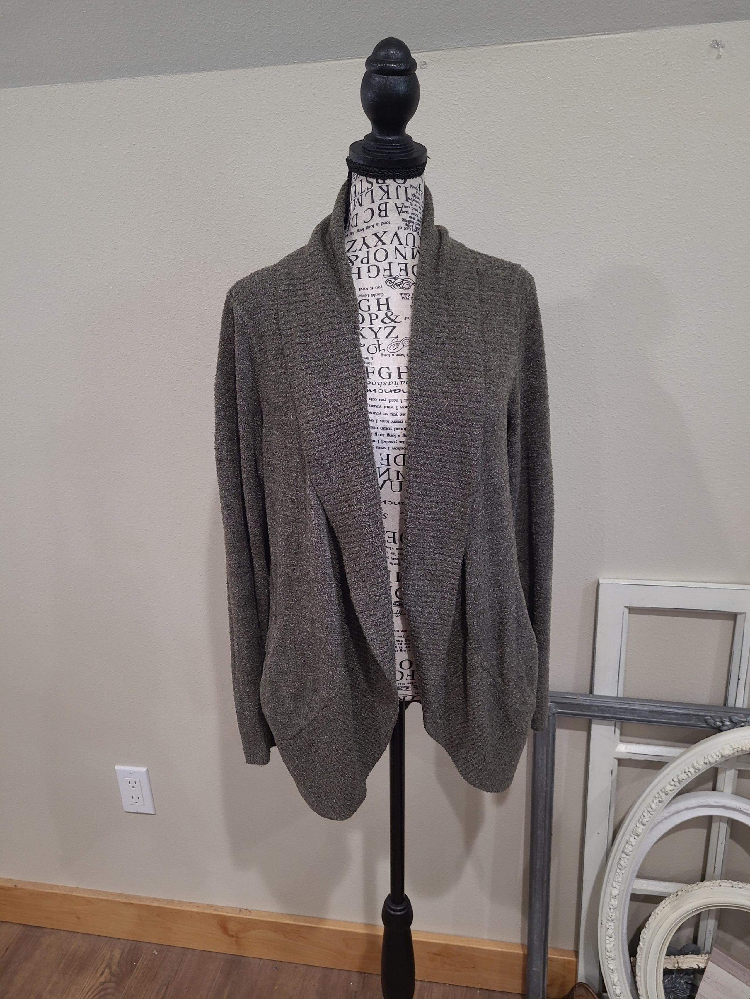 Max & Mia womens SZ M The Essential Travel Cardigan Olive green super soft cozy