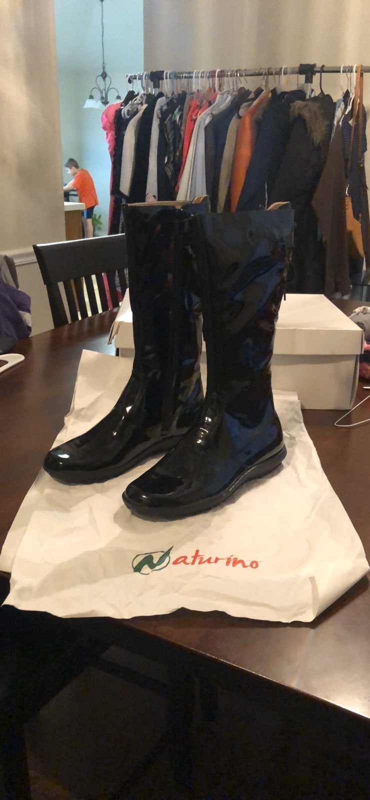 NEW Naturino patent leather boots