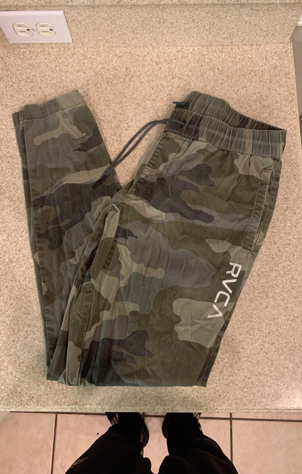 camo pants