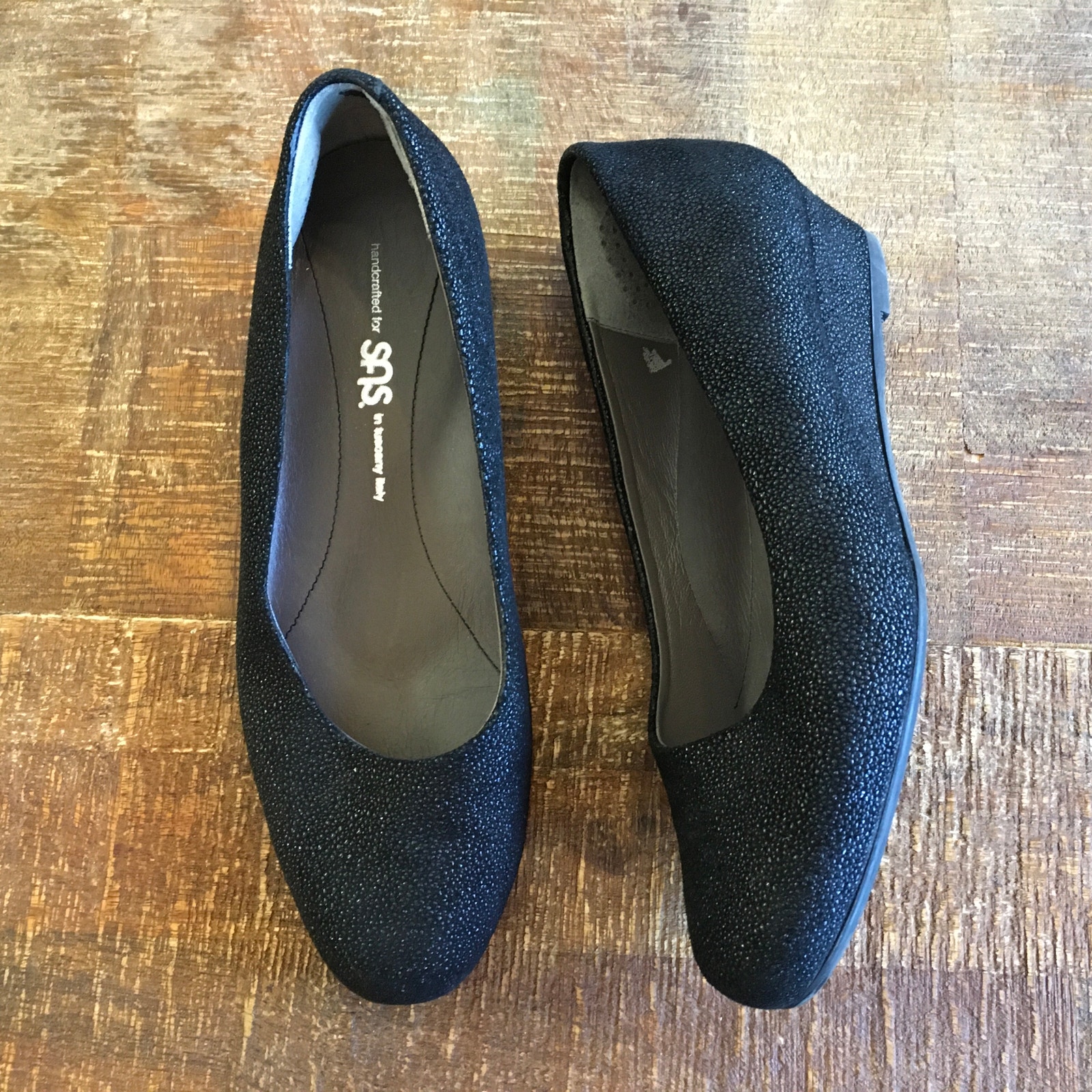 SAS San Antonio Shoes Sophia USA Wedge Pump Womens 8.5 Wide Black Noir Comfort