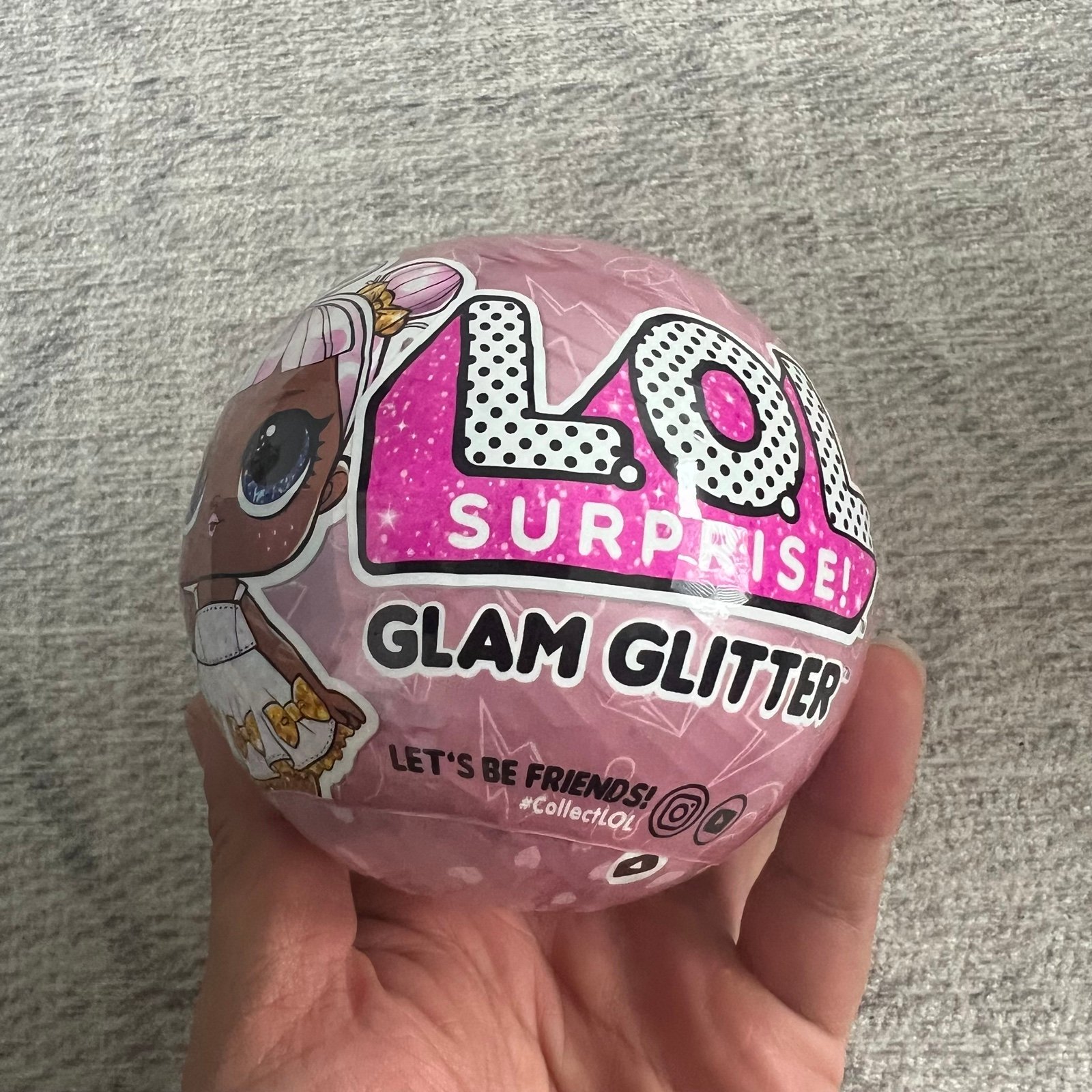 LOL Surprise! Dolls Glam Glitter Series Ball 7 Surprises Mini Figure Doll NEW