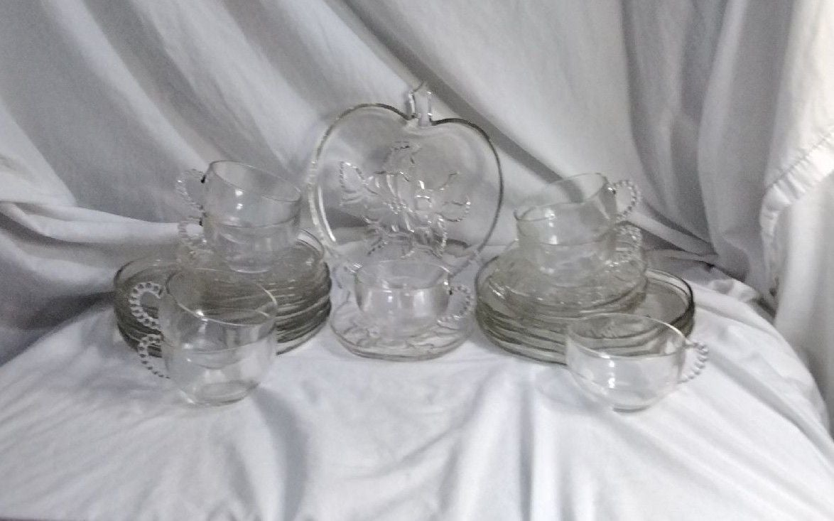 Hazel-Atlas: Apple Blossom Orchard (Breakfast/Dessert) Luncheon Set