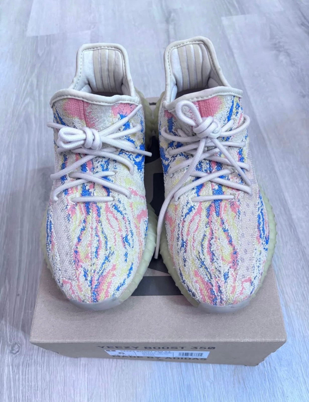 ORIGINAL YEEZY BOOST 350 V2 MAX OAT SIZE 6