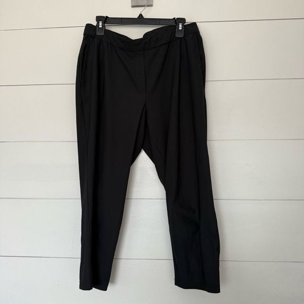 Nike Dri Fit Women’s Large Black Pants Ankle
