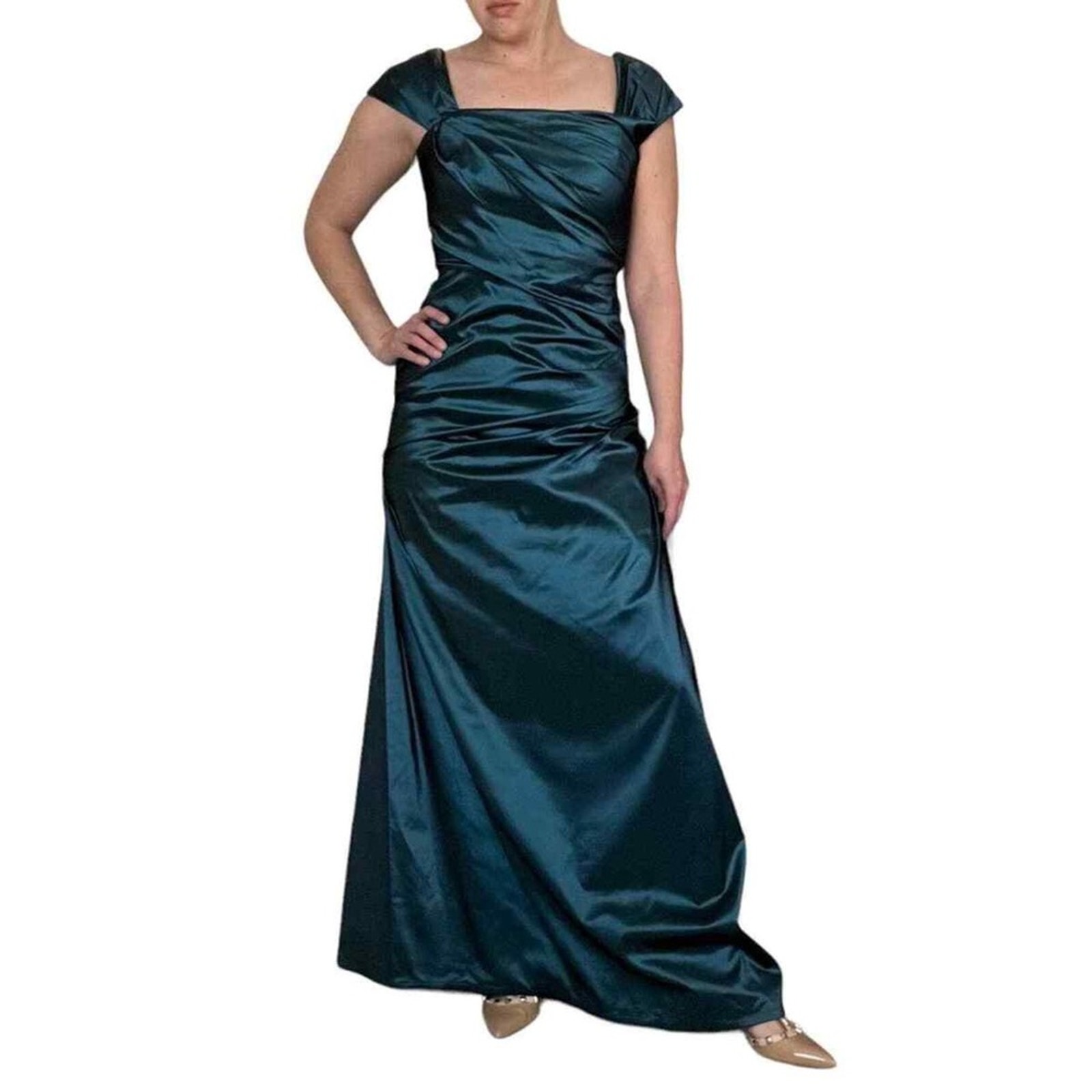 Tadashi Shoji Ruched Trumpet Maxi Gown in Teal Green Size 16 Plus.