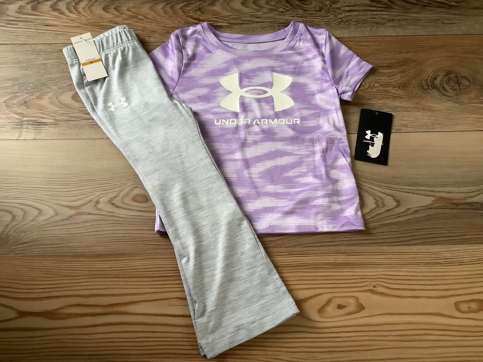Under Armour toddler girls 2 pc set size 3T(NWT)~PRICE IS FIRM ~