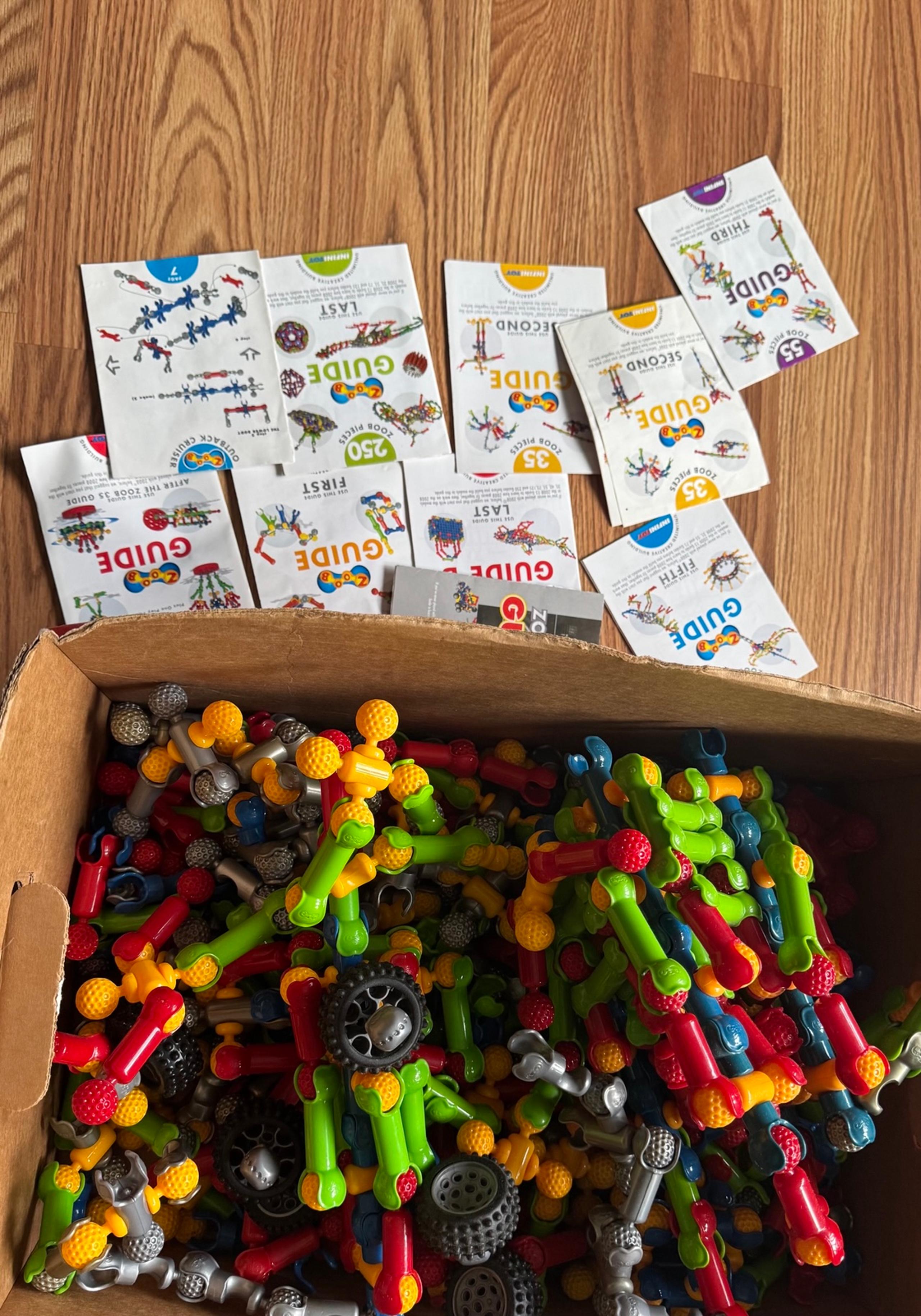 Zoob building toys