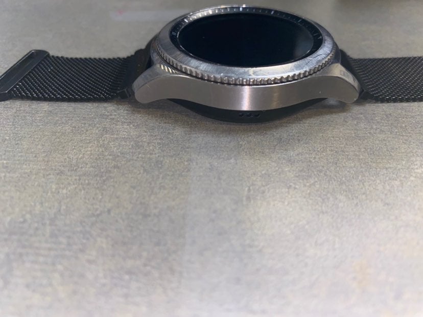 Samsung galaxy gear s3 classic smart wat