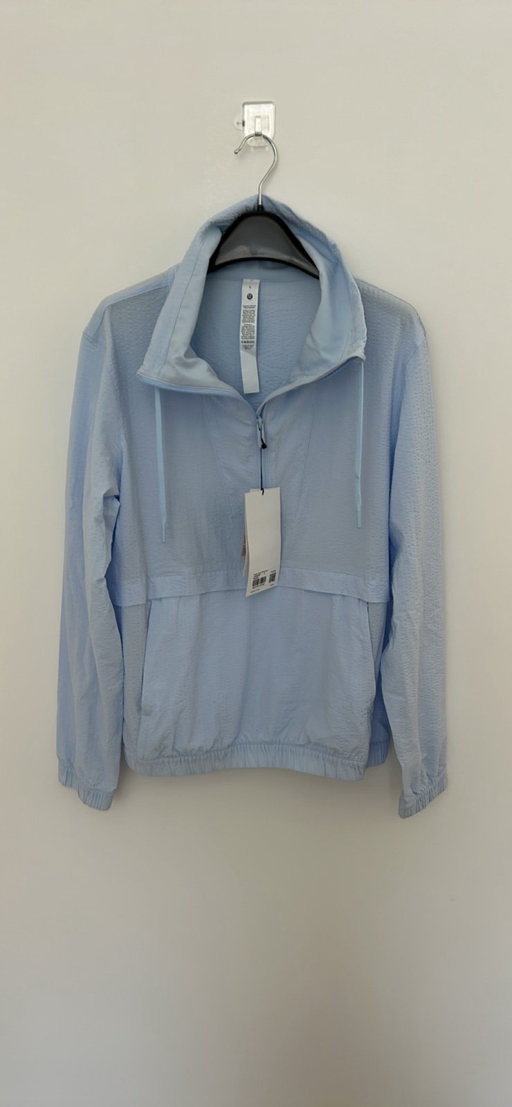 Lululemon pack light pullover size 6