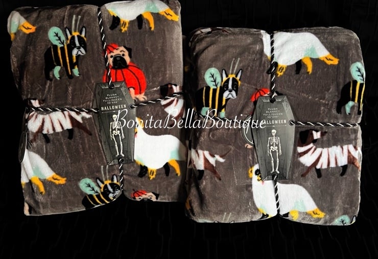 Halloween 2X Queen size puppies blankets