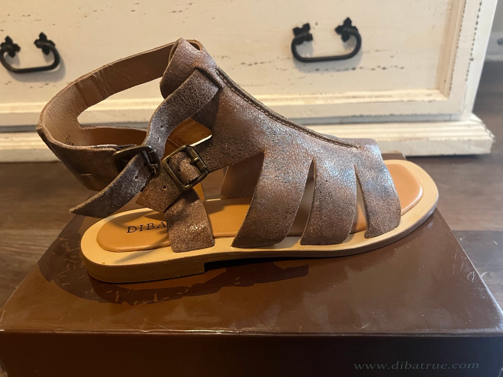 Diba true circle city sandals size 10