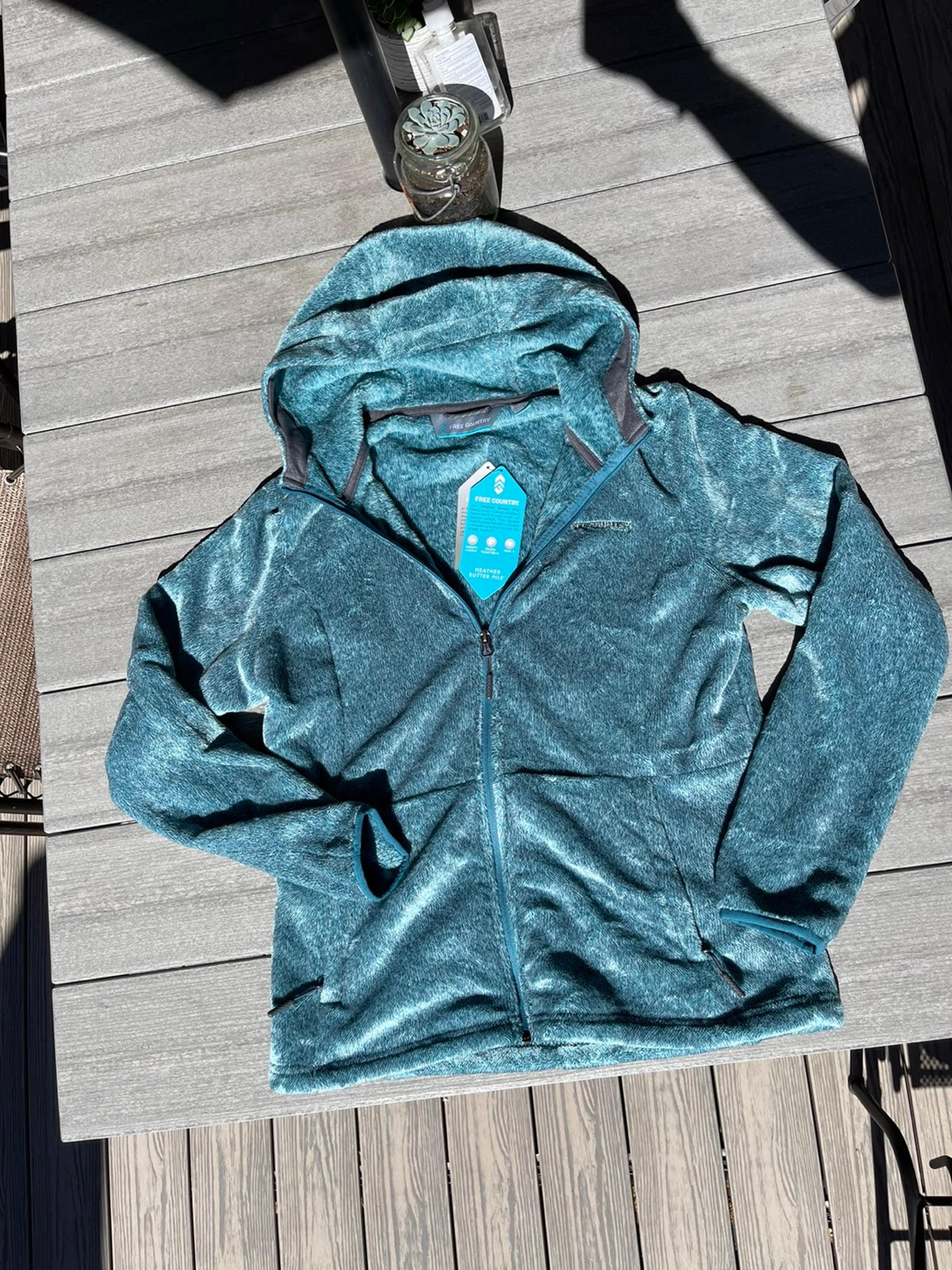 zip up hoodie
