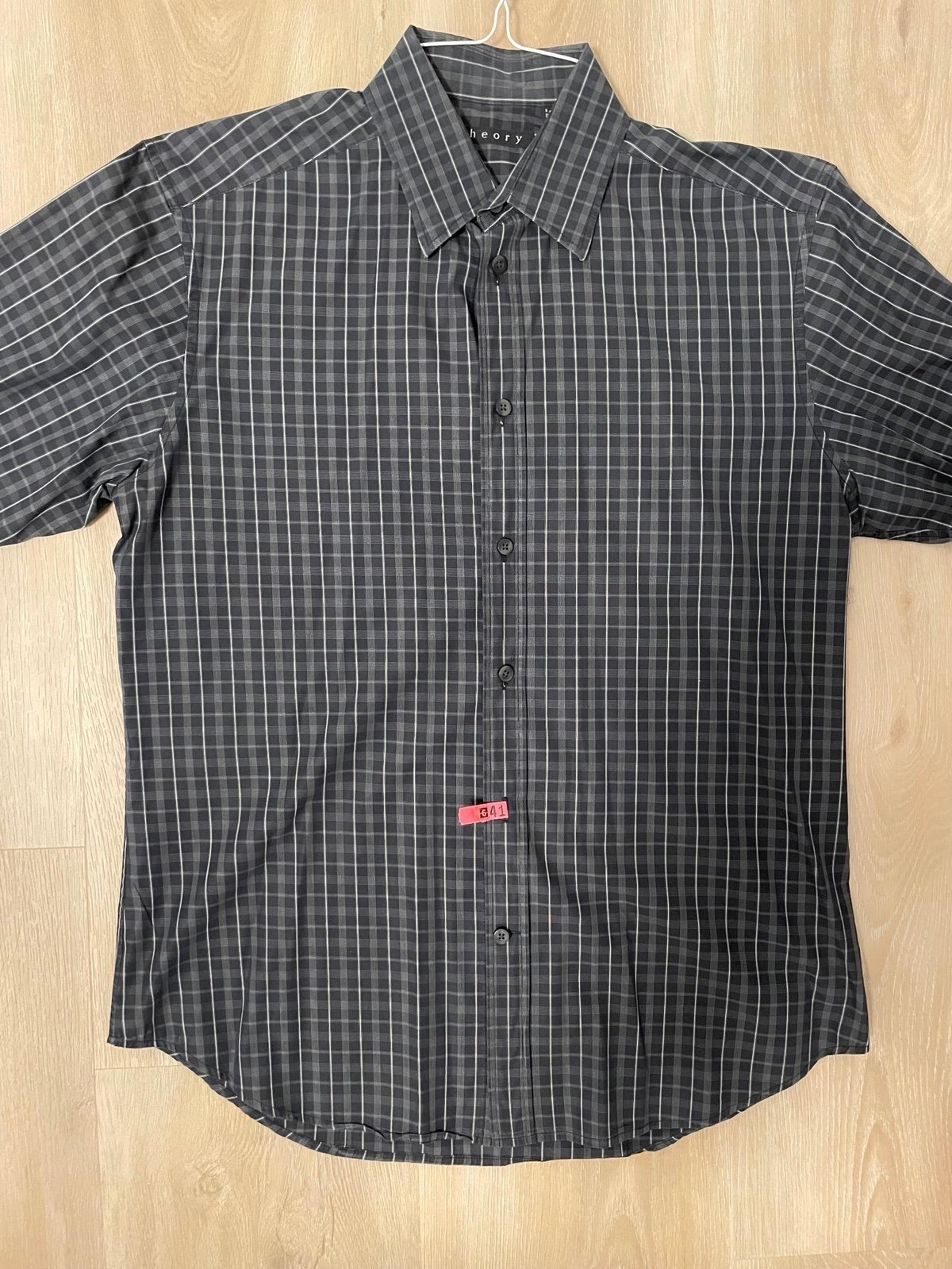 Men's Theory Button Up Long Sleeve Dress Shirt Size Medium