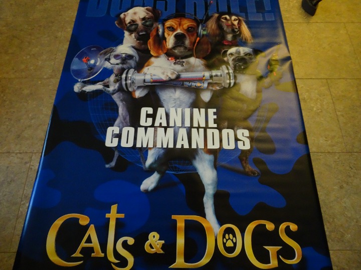 CATS & DOGS - MOVIE BANNER
