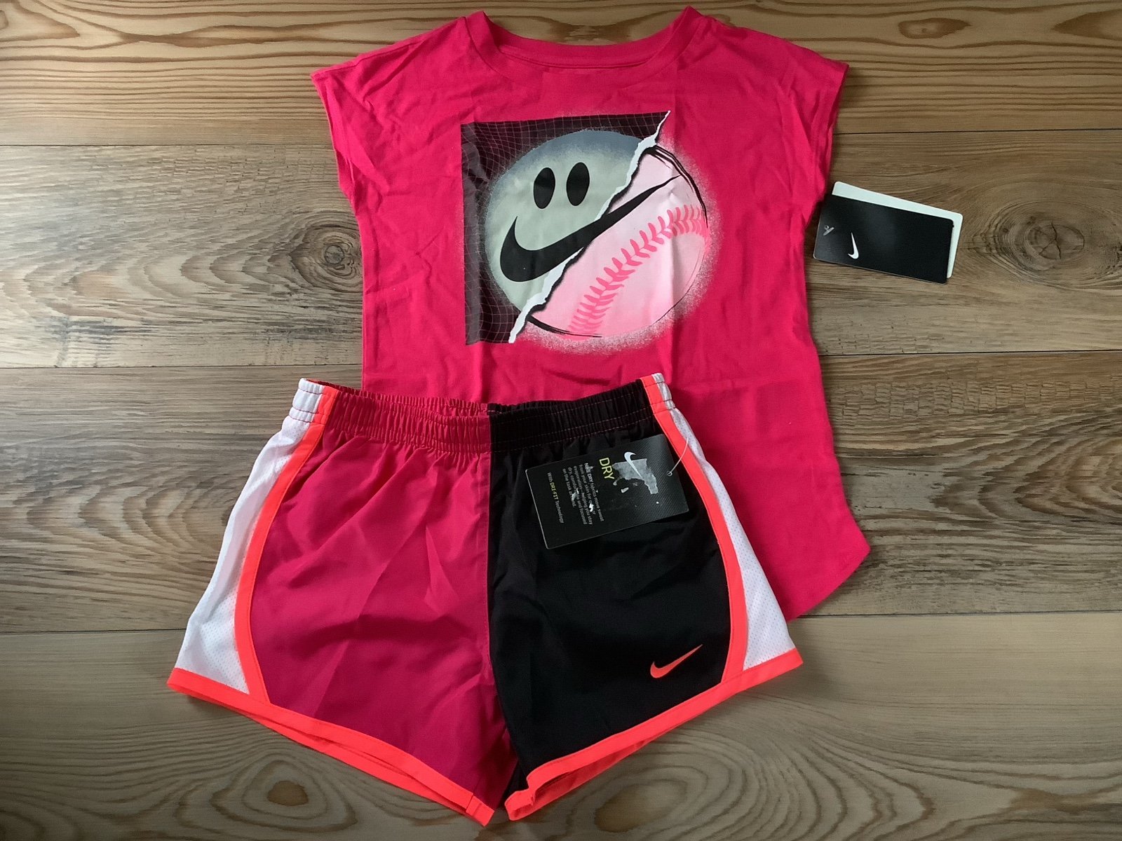 Nike girls tshirt & shorts outfit size 6(NWT)~PRICE IS FIRM ~