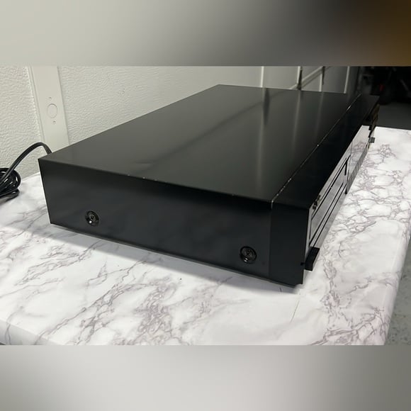 vintage JVC XL-v450 compact disc player!