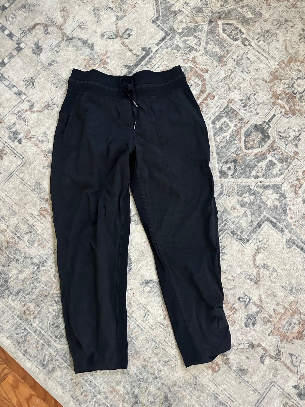 Lululemon Black Dance Studio Crop Pants size 8