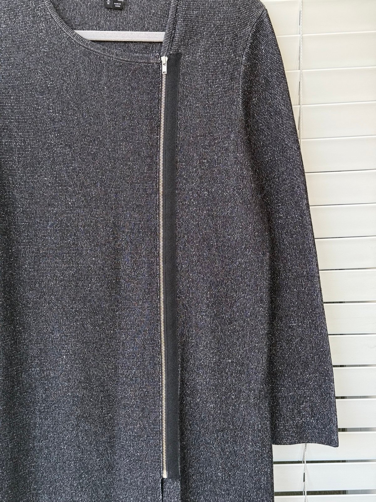 半額以下で買えるクーポン特集 Theory Lioralee Long Asymmetrical Knit Stretch White & Black ジャケット・アウター