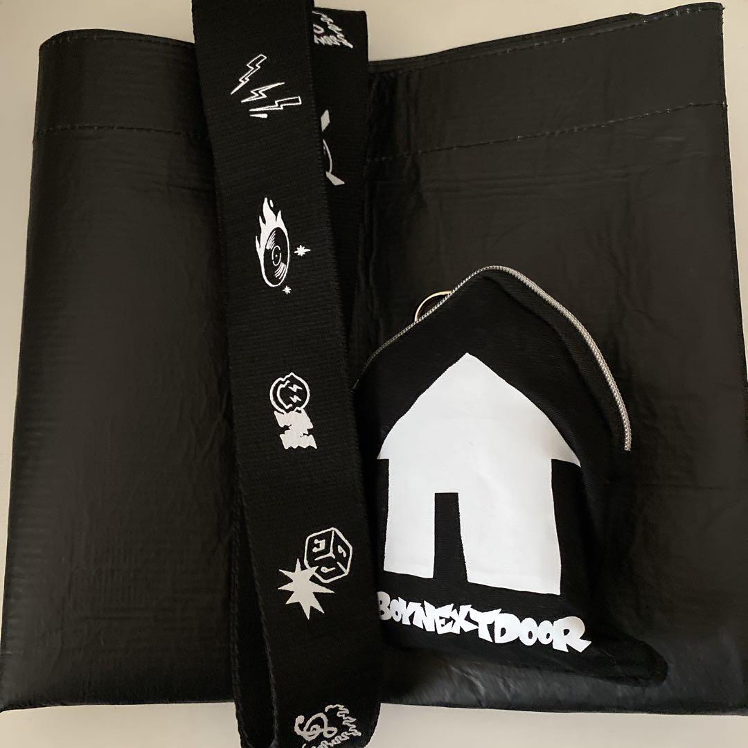 Boynextdoor Tote Bag