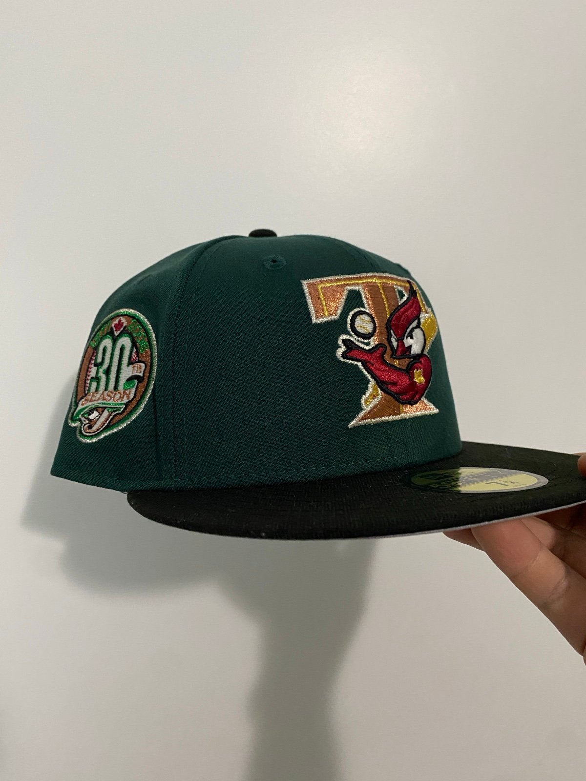 Toronto BlueJays T bird green and black size 7 1/4