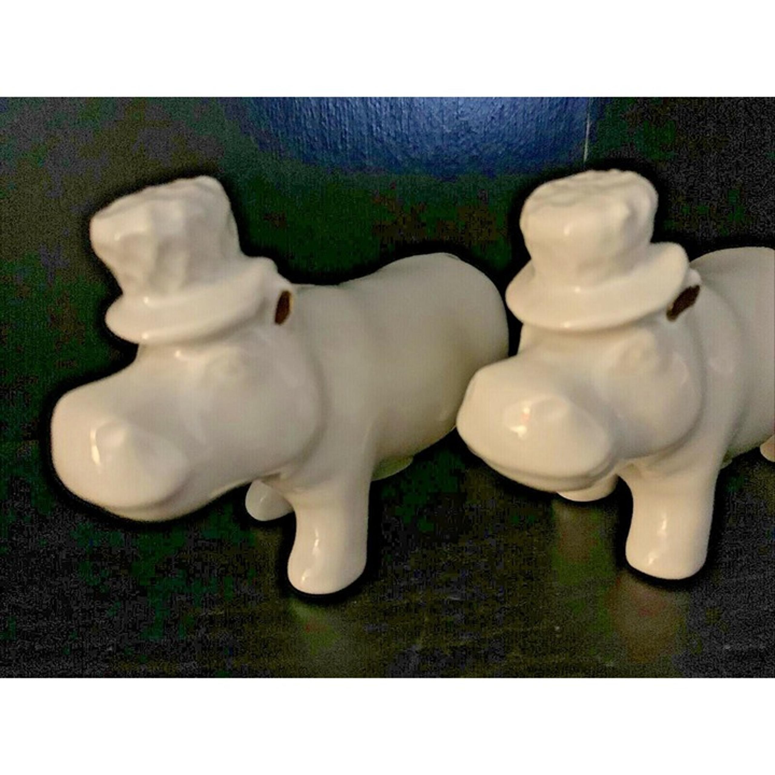 Hippo Salt & Pepper Shakers Ceramic  White with Gold Fleck Ears