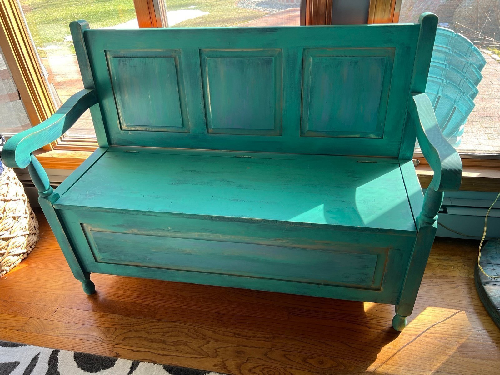 Solid wood bench