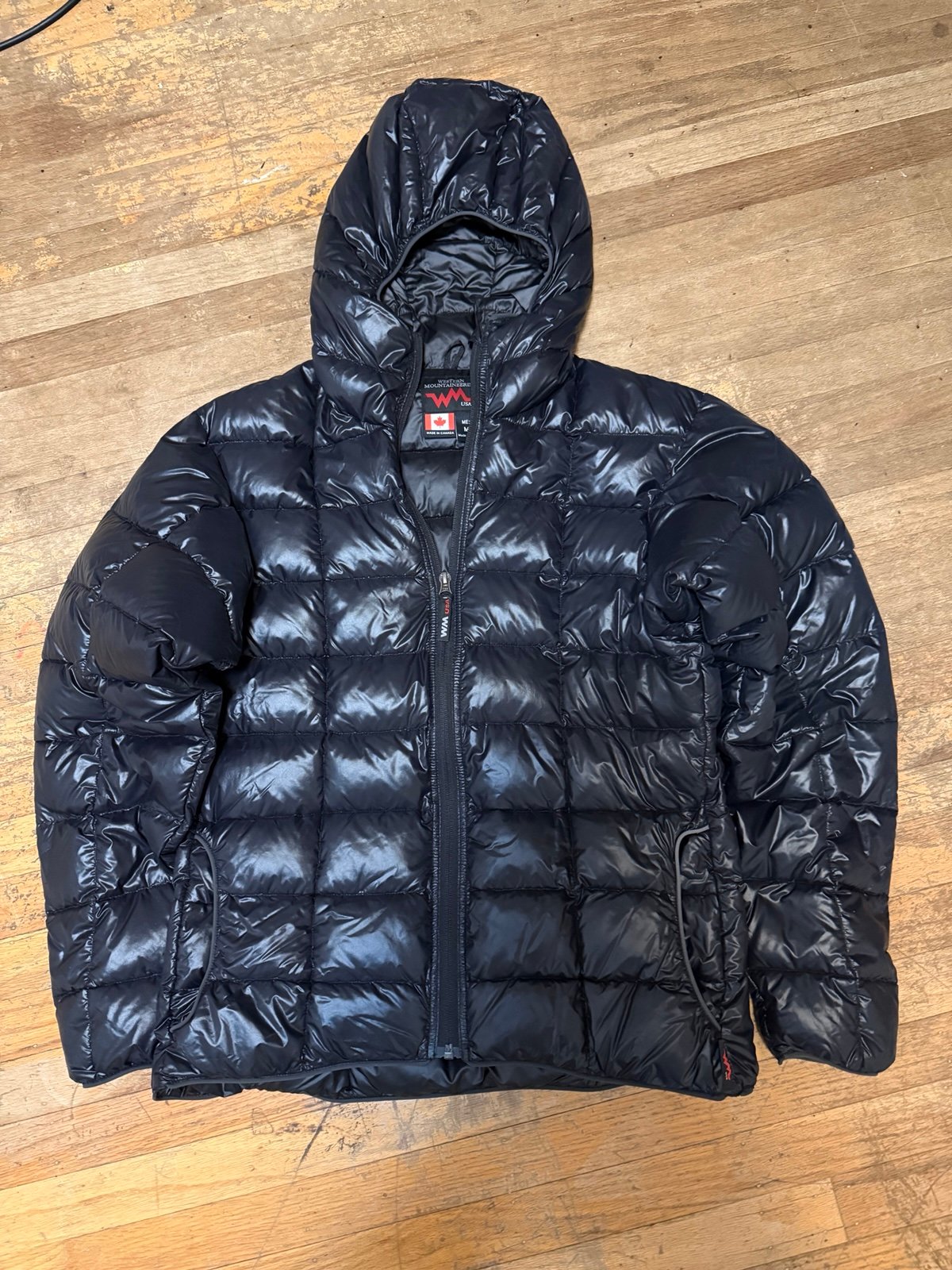 Western Mountaineering Hooded Flash Medium