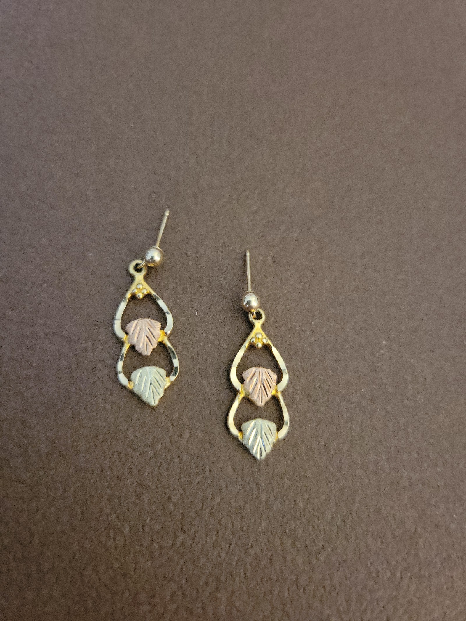 black hills gold earrings