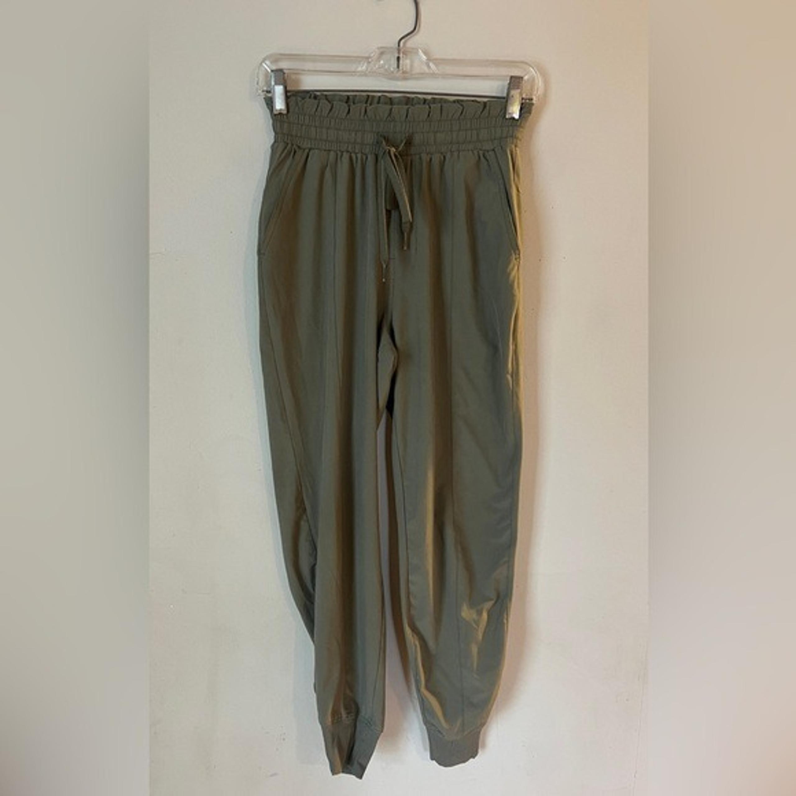 ABERCROMBIE & FITCH Women Olive Green Paper Bag Drawstring Waist Jogger Pants