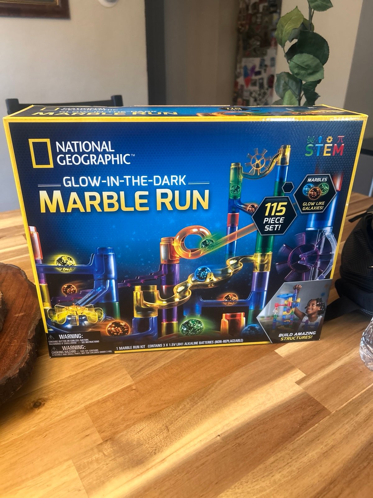 National Geographic Glow In Dark Marble Run 115 piece set.