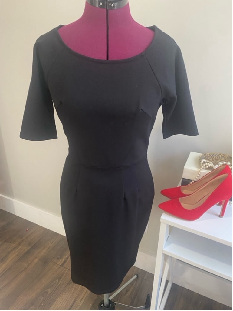Velvet by Graham and Spencer Black Dress Medium