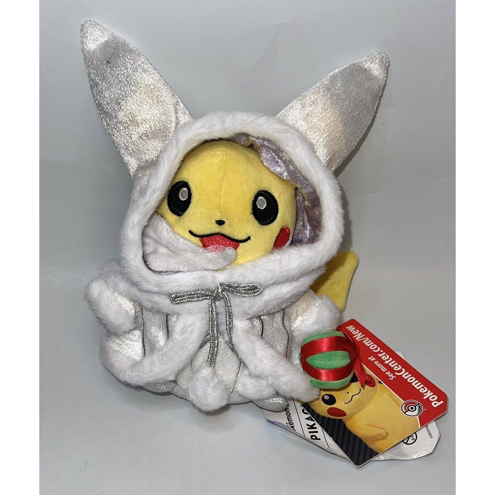 Pokemon Center Pikachu Holiday Lights Christmas Plush NEW