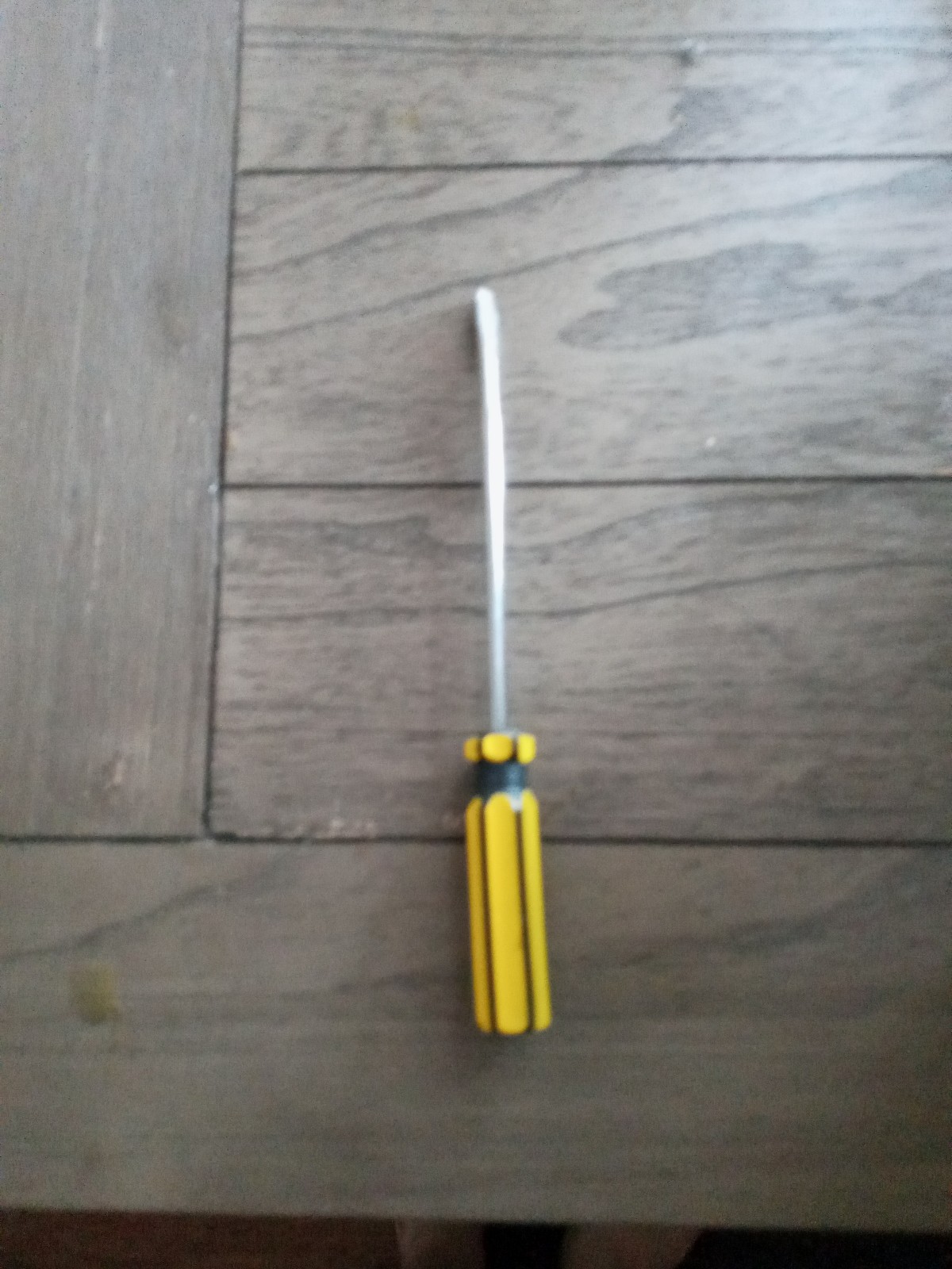 Screw driver
