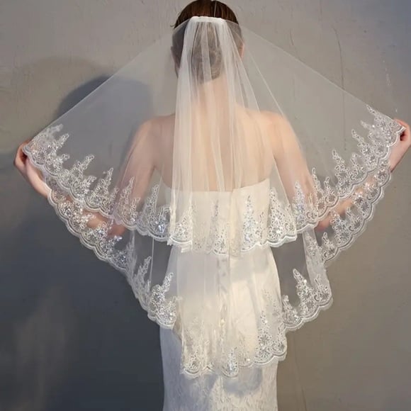 Enchanting Lace-Trimmed Bridal Veil with Sequins NWT